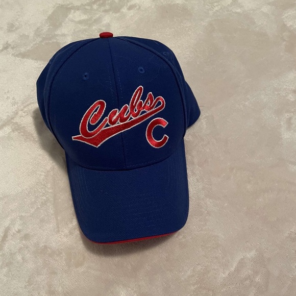 Adjustable hat - Picture 2 of 3